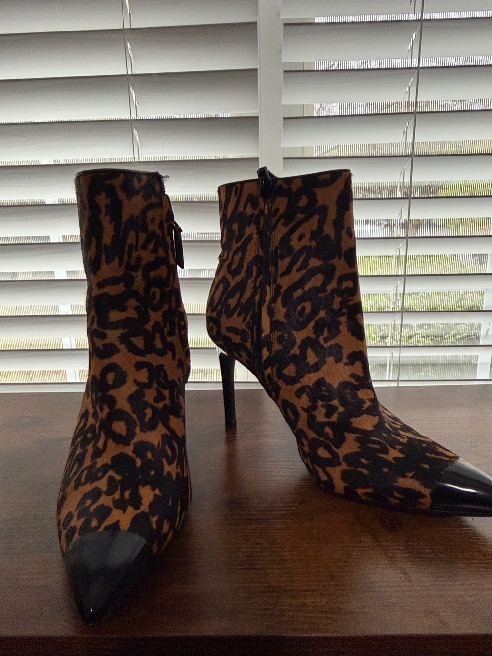 Leopard Print Pointed Toe Ankle Boots - Brown/Black